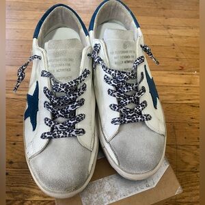 Size 8 (38) Golden Goode Superstar